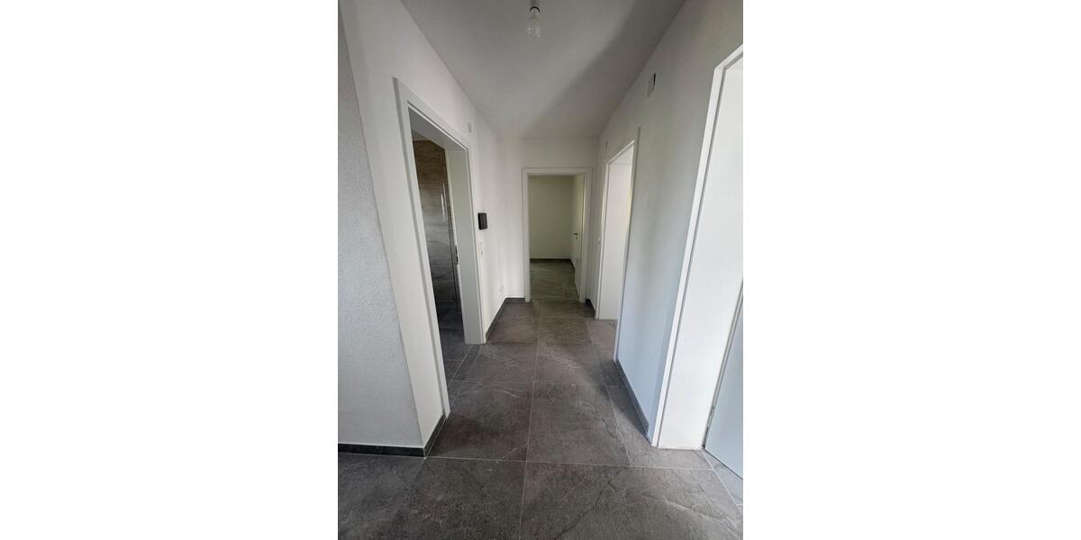 Etagenwohnung Memmingen - 2.5 Zimmer, 70 m&sup2;, 1.200&euro; | Angebot:26350725