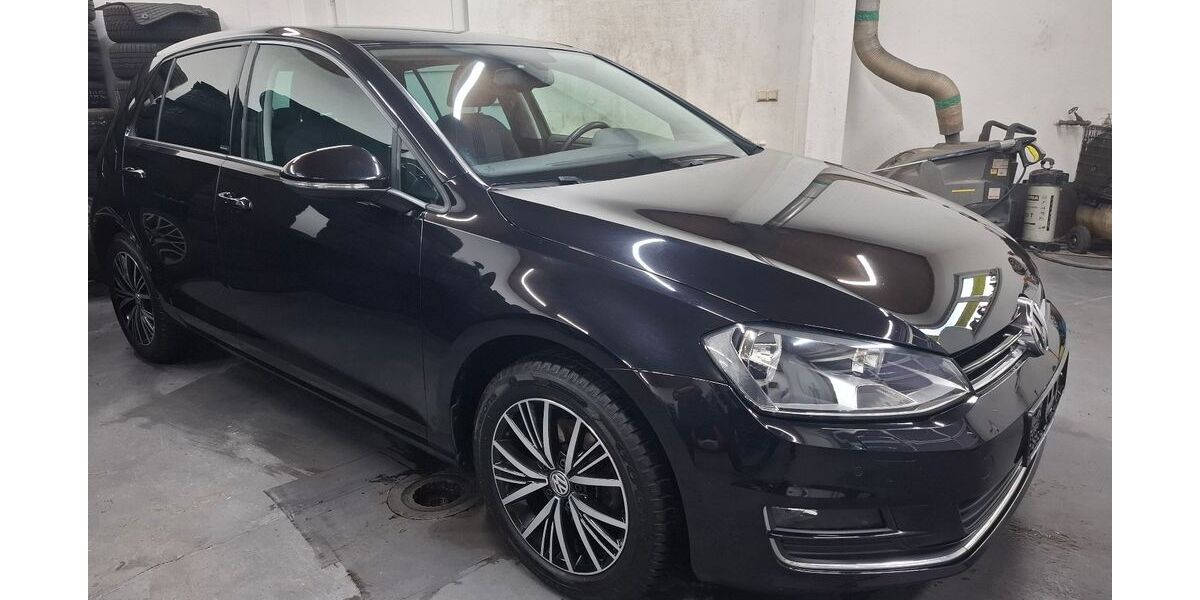 VW Golf 140.451 km 11.990 &euro; Cottbus 03042