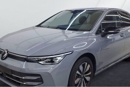 VW Golf 11.585 km 30.790 € Simmern 55469