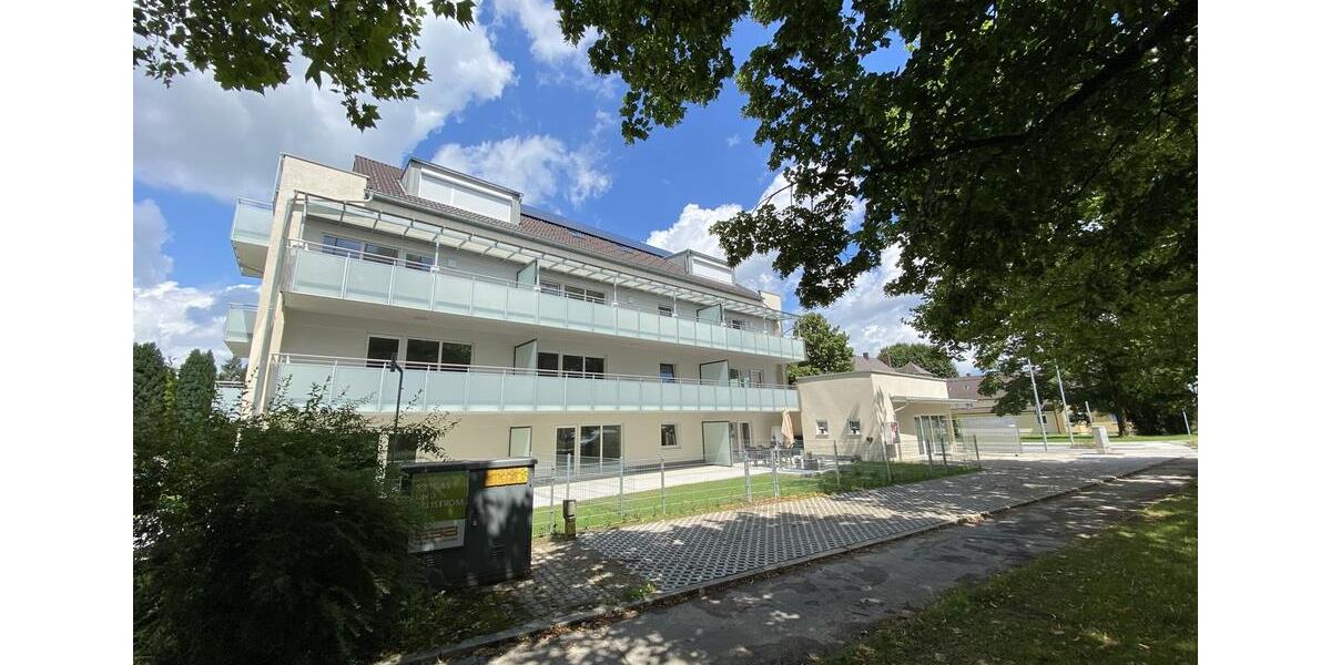 Etagenwohnung Freilassing - 3 Zimmer, 84 m&sup2;, 1.210&euro; | Angebot:26251924