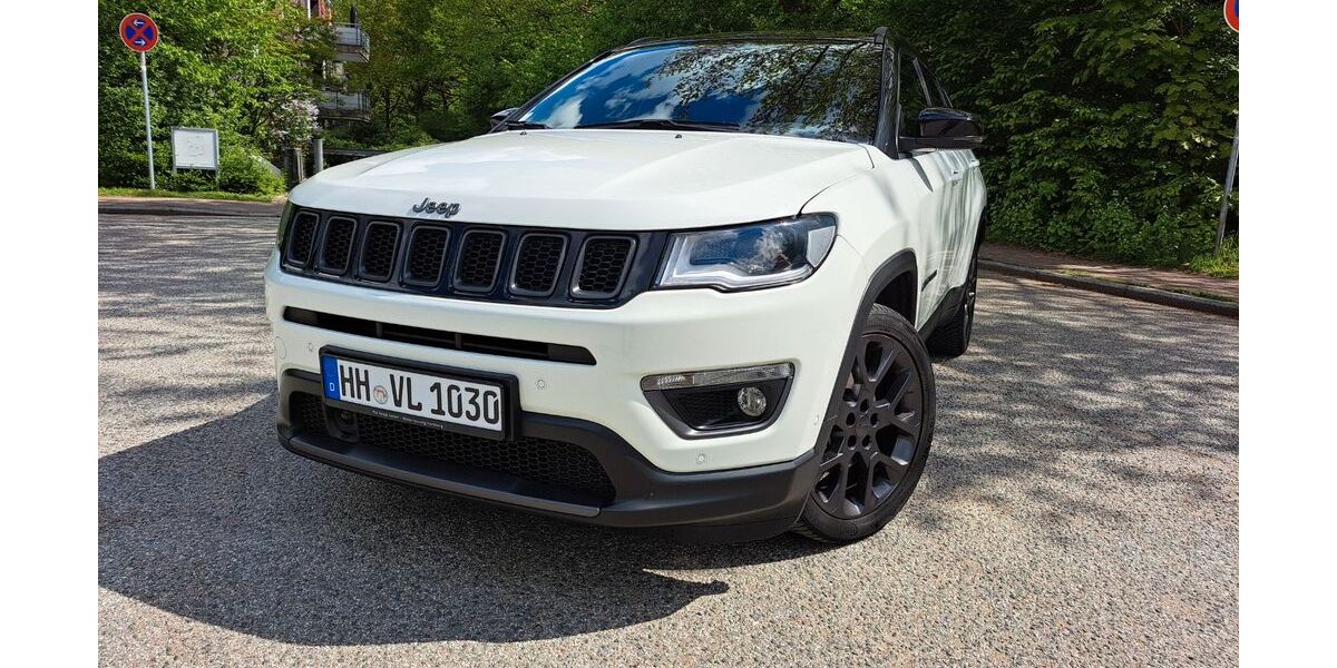 Jeep Compass 49.000 km 18.100 &euro; Ammersbek 22949
