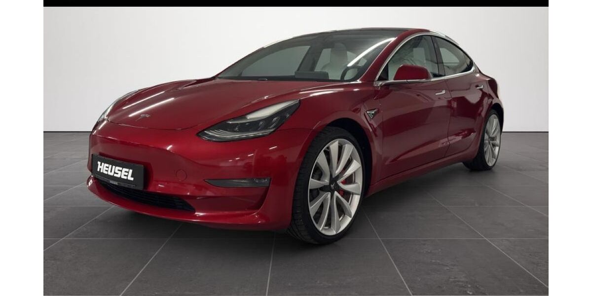 Tesla Model 3 102.329 km 26.900 &euro; Metzingen 72555