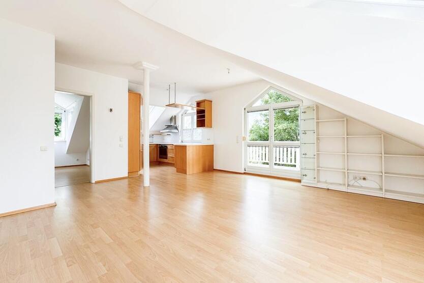 Gepflegte 3-Zimmer-Dachgeschoßwohnung in Tutzing