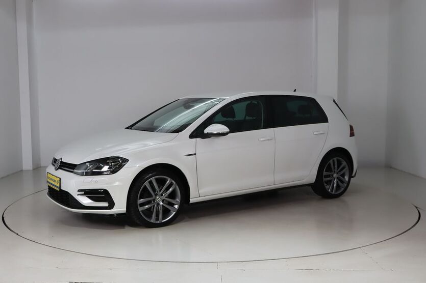 VW Golf 263.285 km 10.450 € Dresden 01237