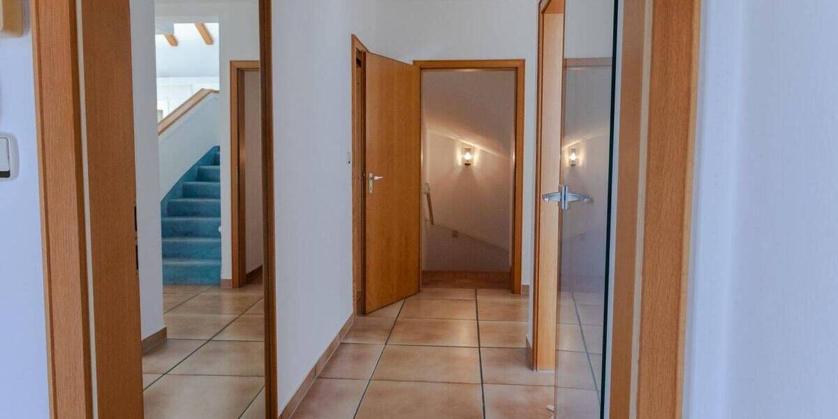 Reihenendhaus Kronberg - 6 Zimmer, 185 m&sup2;, 810.000&euro; | Angebot:26355993