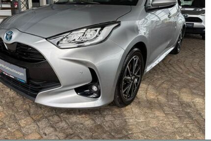 Toyota Yaris 16.350 km 19.490 &euro; Sonneberg 96515