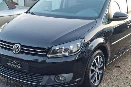 VW Touran 82.387 km 9.890 &euro; Kirchheim unter Teck 73230