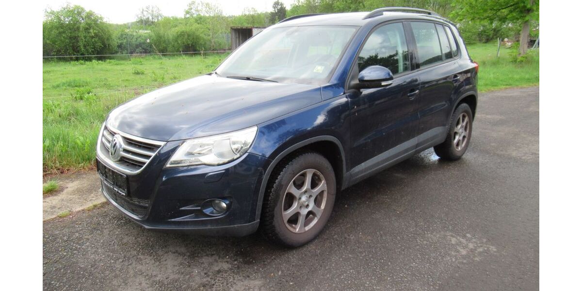 VW Tiguan 113.369 km 7.999 &euro; Eisenach 99817