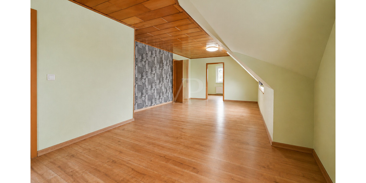 Altbau mit Potenzial – Sanierungsbedürftiges Zweifamilienhaus mit zwei separaten Wohneinheiten (WEG) - Zweifamilienhaus Rheine Rheine | Angebot:27180289