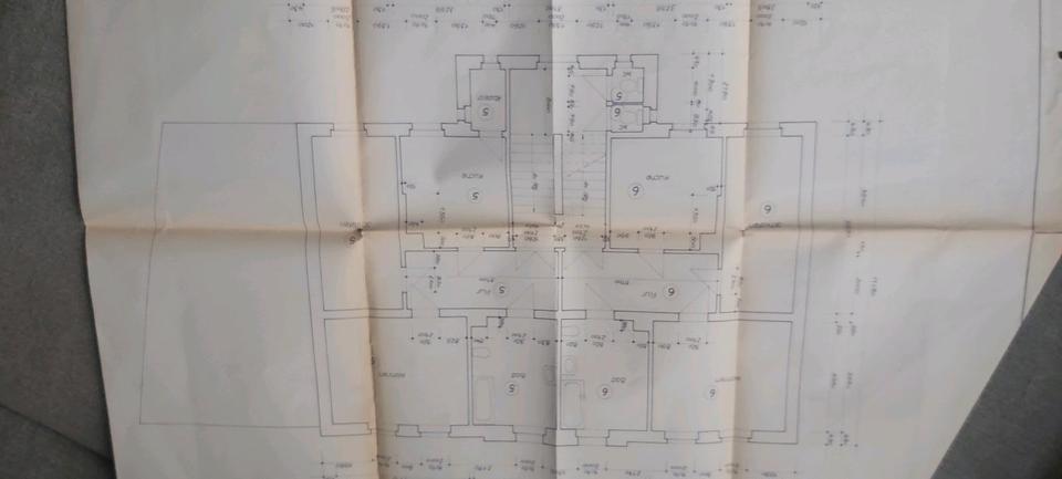 Etagenwohnung Leisnig - 5 Zimmer, 128 m&sup2;, 86.000&euro; | Angebot:23759107