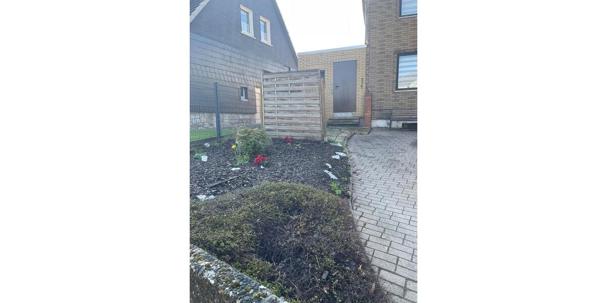 Einfamilienhaus Giesen - 5 Zimmer, 145 m&sup2;, 199.999&euro; | Angebot:26501433