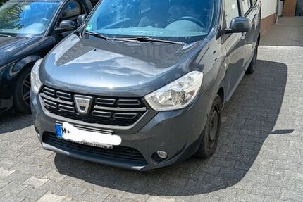 Dacia Lodgy 155.500 km 6.200 &euro; Hochheim 65239