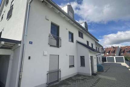 Wohnung Ergolding - 3 Zimmer, 82 m&sup2;, 1.300&euro; | Angebot:25783101