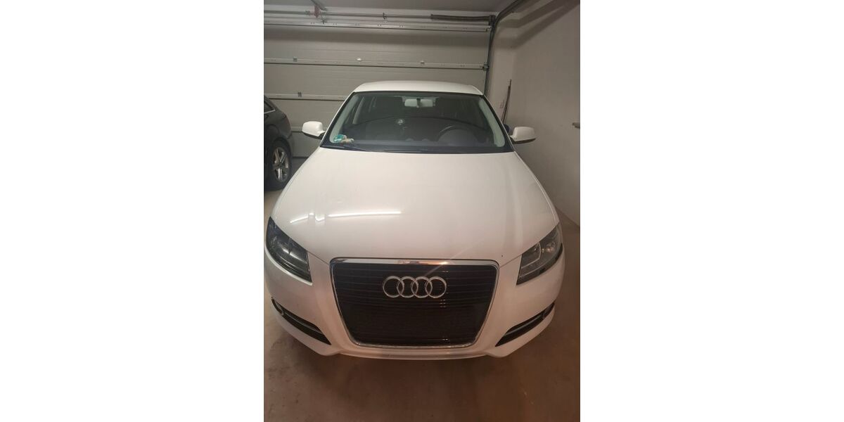 Audi A3 200.000 km 6.600 &euro; Hafenreut 86687