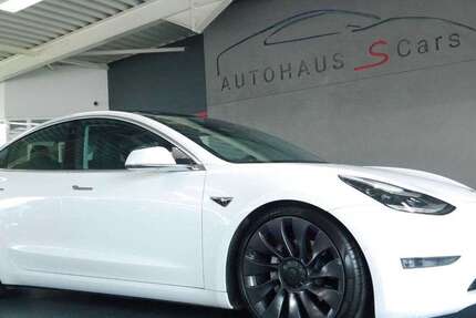 Tesla Model 3 83.000 km 24.950 € Bergheim 50126