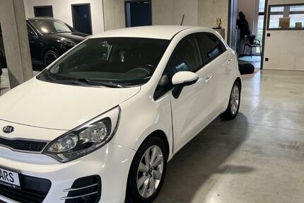 Kia Rio 72.000 km 6.490 &euro; Mengkofen 84152