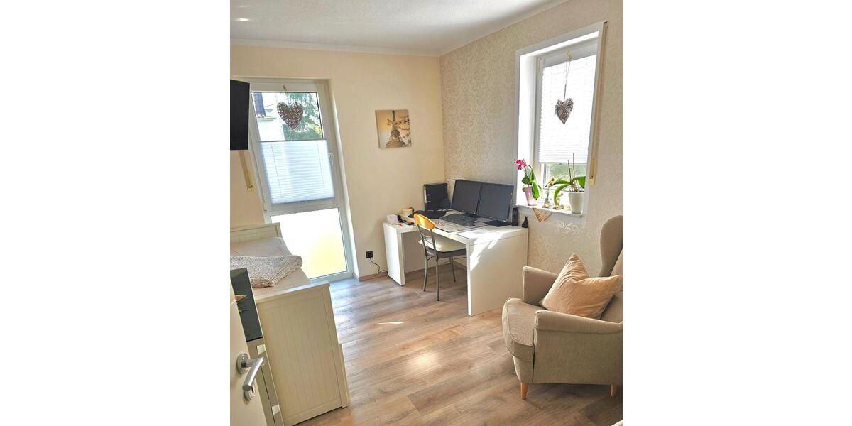 Etagenwohnung Niederkassel - 4 Zimmer, 80 m&sup2;, 359.000&euro; | Angebot:25442267