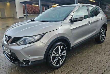 Nissan Qashqai 114.000 km 10.950 &euro; Schwarzenbek 21493