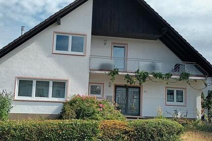 Haus Heusweiler - 6 Zimmer, 210 m&sup2;, 460.000&euro; | Angebot:27153596