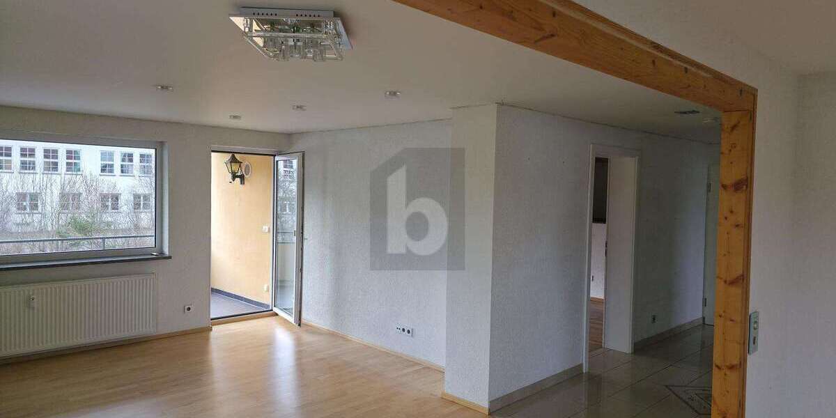 Etagenwohnung Villingen-Schwenningen Schwenningen - 2.5 Zimmer, 87 m&sup2;, 230.000&euro; | Angebot:26398390