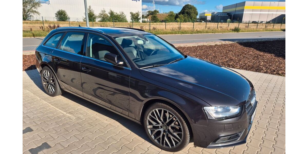 Audi A4 173.500 km 12.600 &euro; Kirchhatten 26209