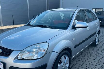 Kia Rio 189.000 km 2.499 &euro; Rauschenberg 35282