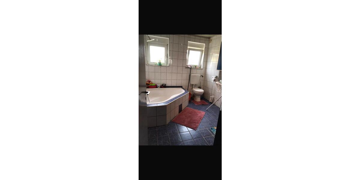 Doppelhaushälfte Parsberg - 7 Zimmer, 165 m&sup2;, 410.000&euro; | Angebot:26878324