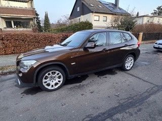 BMW X1 140.000 km 6.900 &euro; Berlin 12357