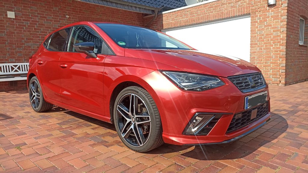 Seat Ibiza 77.000 km 14.400 &euro; Hille 32479