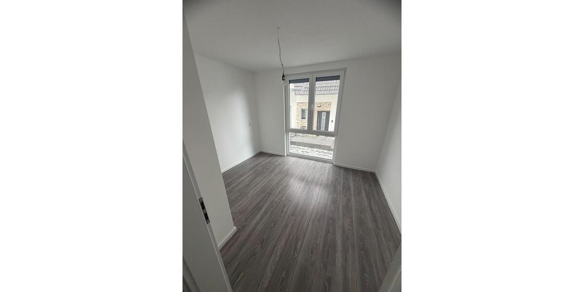 Etagenwohnung Obersulm - 3 Zimmer, 83 m&sup2;, 1.330&euro; | Angebot:26671468