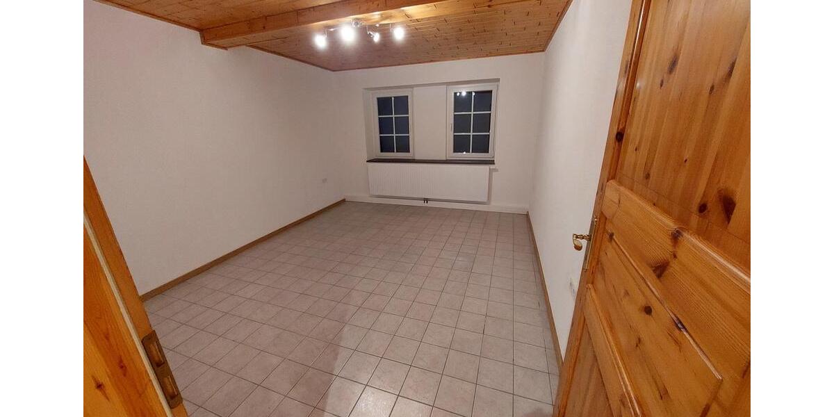 Etagenwohnung Badem - 3 Zimmer, 75 m&sup2;, 650&euro; | Angebot:26288402