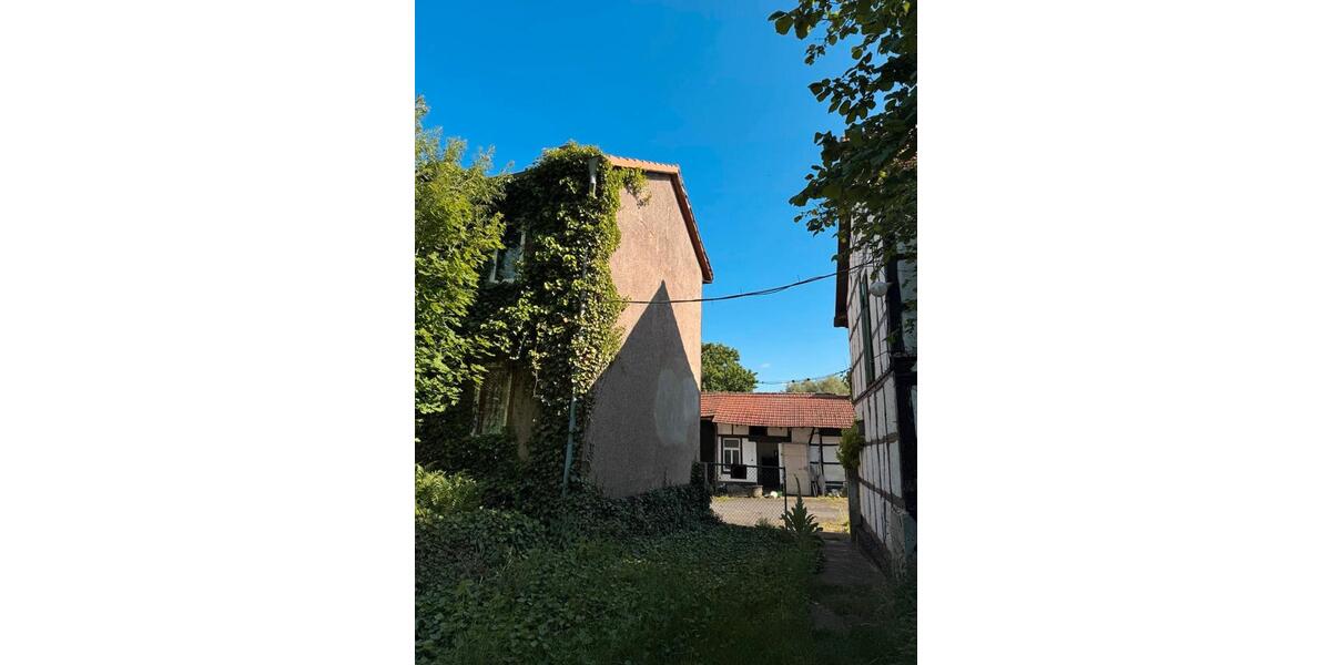Mehrfamilienhaus, Wohnhaus Drei Gleichen - 16 Zimmer, 300 m&sup2;, 180.000&euro; | Angebot:26300500