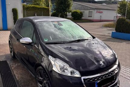 Peugeot 208 105.080 km 10.900 &euro; Bad Säckingen 79713