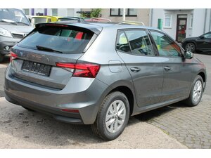 Skoda Fabia TSi DSG Alu AHK Klima Kamera SOFORT !!!!! 10 km 23.395 € Bonn 53225