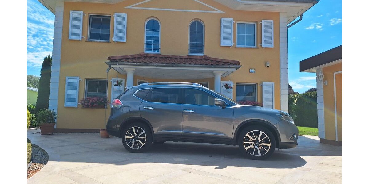 Nissan X-Trail 84.480 km 15.971 &euro; Ahrensfelde 16356