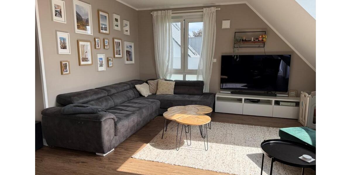 Provisionsfrei: Dachgeschosswohnung, Barrierefrei, Ausbaureserve 3 zimmer