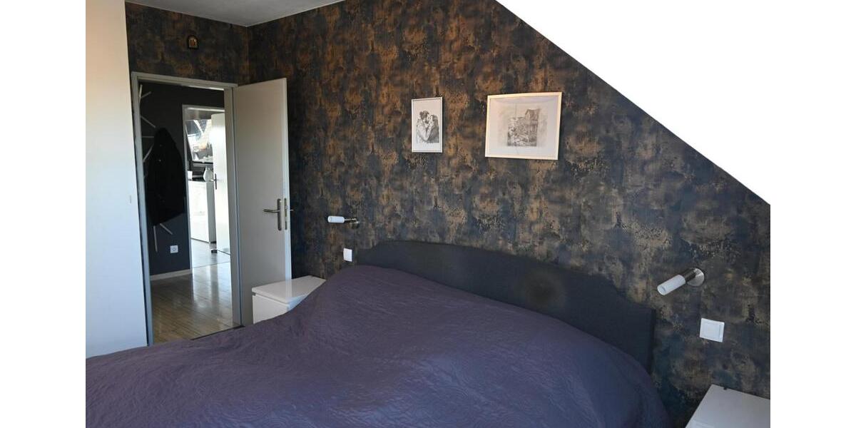 Dachgeschoßwohnung Moers Schwafheim - 3.5 Zimmer, 73 m&sup2;, 249.000&euro; | Angebot:26089785