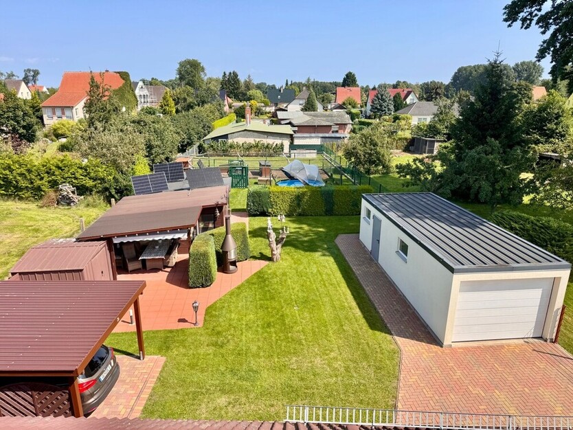 HORN IMMOBILIEN ++ tolles Einfamilienhaus in Ueckermünde, ruhige Lage, sehr gepflegt, Garage, Pool 4 zimmer