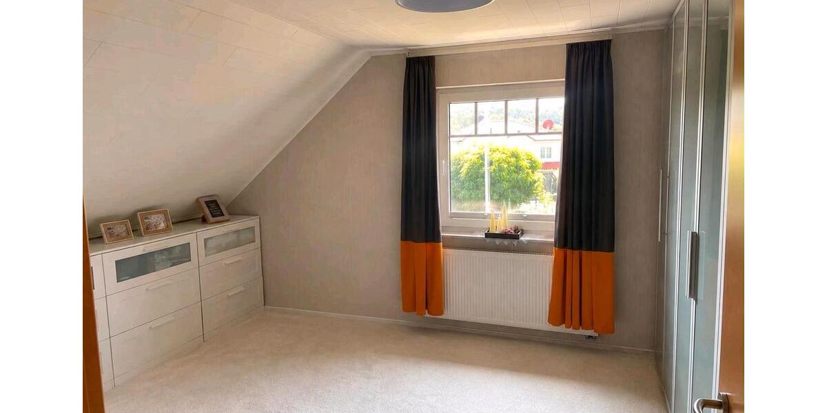 Einfamilienhaus Warburg - 5 Zimmer, 132 m&sup2;, 525.000&euro; | Angebot:27121122
