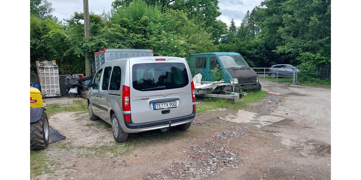 Mercedes-Benz Citan Kombi 176.000 km 8.500 € Tecklenburg 49545