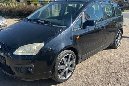 Ford Focus 195.000 km 950 &euro; RIESA 01589