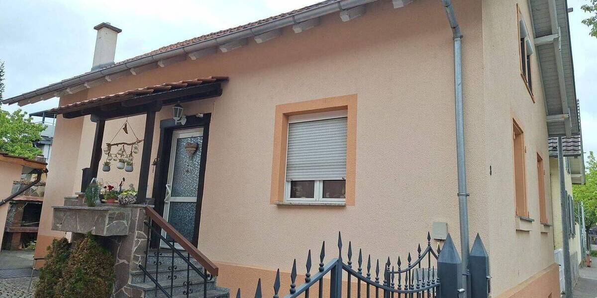 Einfamilienhaus Radolfzell - 6 Zimmer, 130 m&sup2;, 629.000&euro; | Angebot:26008370