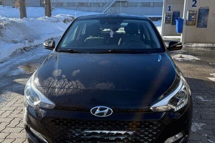 Hyundai i20 113.000 km 9.200 &euro; Röslau 95195