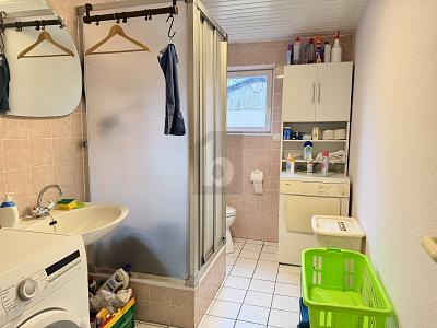 CHARMANTES HAUS MIT VIEL POTENZIAL - Zweifamilienhaus Wilhelmshaven Altengroden | Angebot:26055895