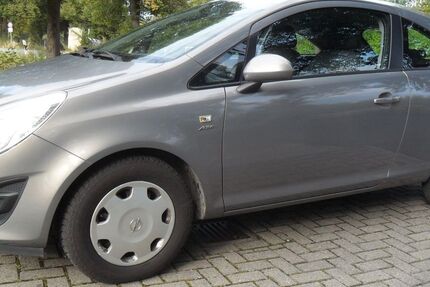 Opel Corsa 156.000 km 3.599 &euro; Uetze OT Dollbergen 31311