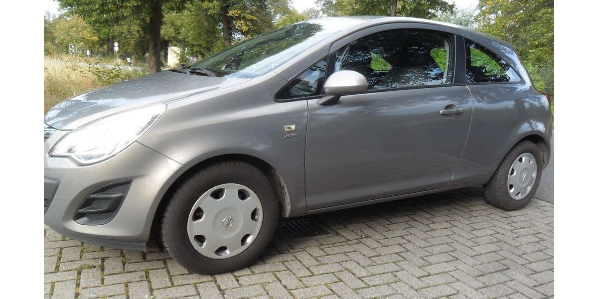 Opel Corsa 156.000 km 3.599 &euro; Uetze OT Dollbergen 31311