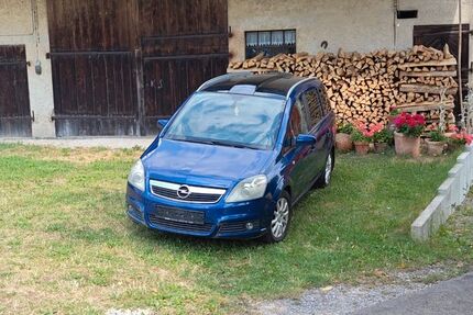 Opel Zafira 230.000 km 1.100 &euro; Gschwend 74417