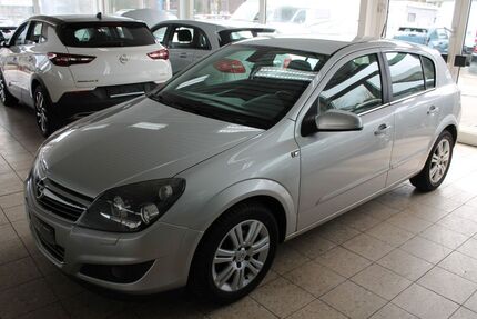 Opel Astra 99.544 km 6.390 &euro; Bad Oldesloe 23843
