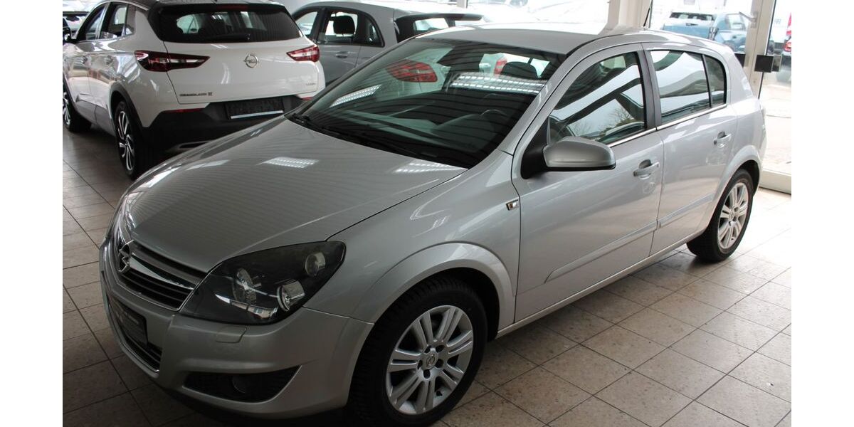 Opel Astra 99.544 km 6.390 &euro; Bad Oldesloe 23843