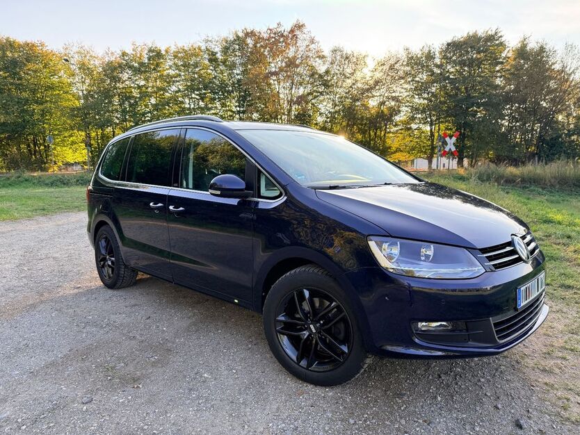 VW Sharan 112.000 km 18.900 € Bad Salzdetfurth 31162